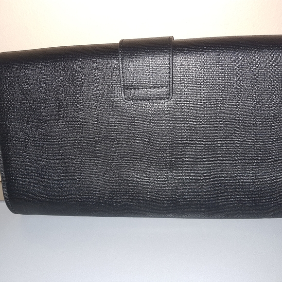 Yves Saint Laurent Y Clutch - Picture 3 of 5